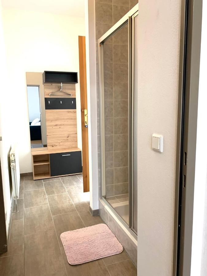 Air-Conditioned, Quiet Apartment - Center Of Sankt Poelten - Smart Tv ภายนอก รูปภาพ